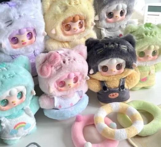 Authentic Yooki Summer Party Blind Box – 1 Pack (1 of 6 Surprise Designs) | Adorable Collectible Toy Gift for Fans & Friends